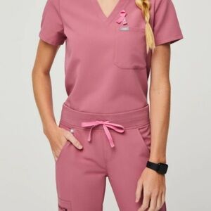 Figs Quartz Rafaela Scrub Top